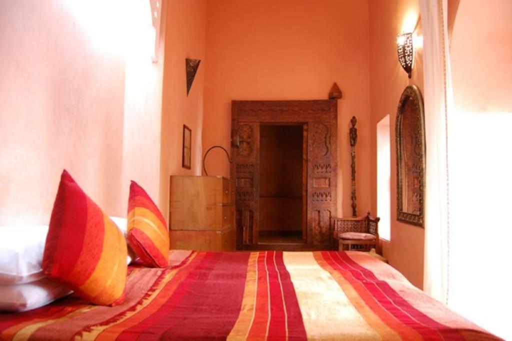 Exclusive And Stylish 4-Bedroom Riad With Plunge Pool Марракеш Экстерьер фото