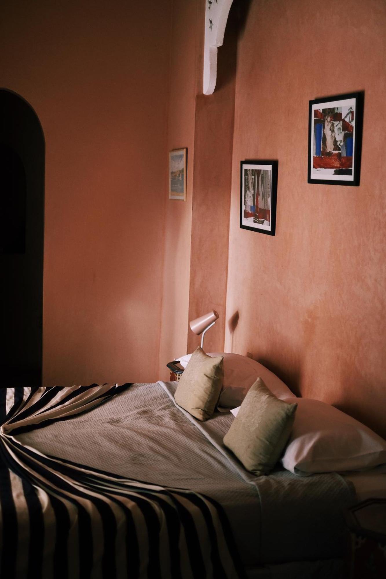 Exclusive And Stylish 4-Bedroom Riad With Plunge Pool Марракеш Экстерьер фото