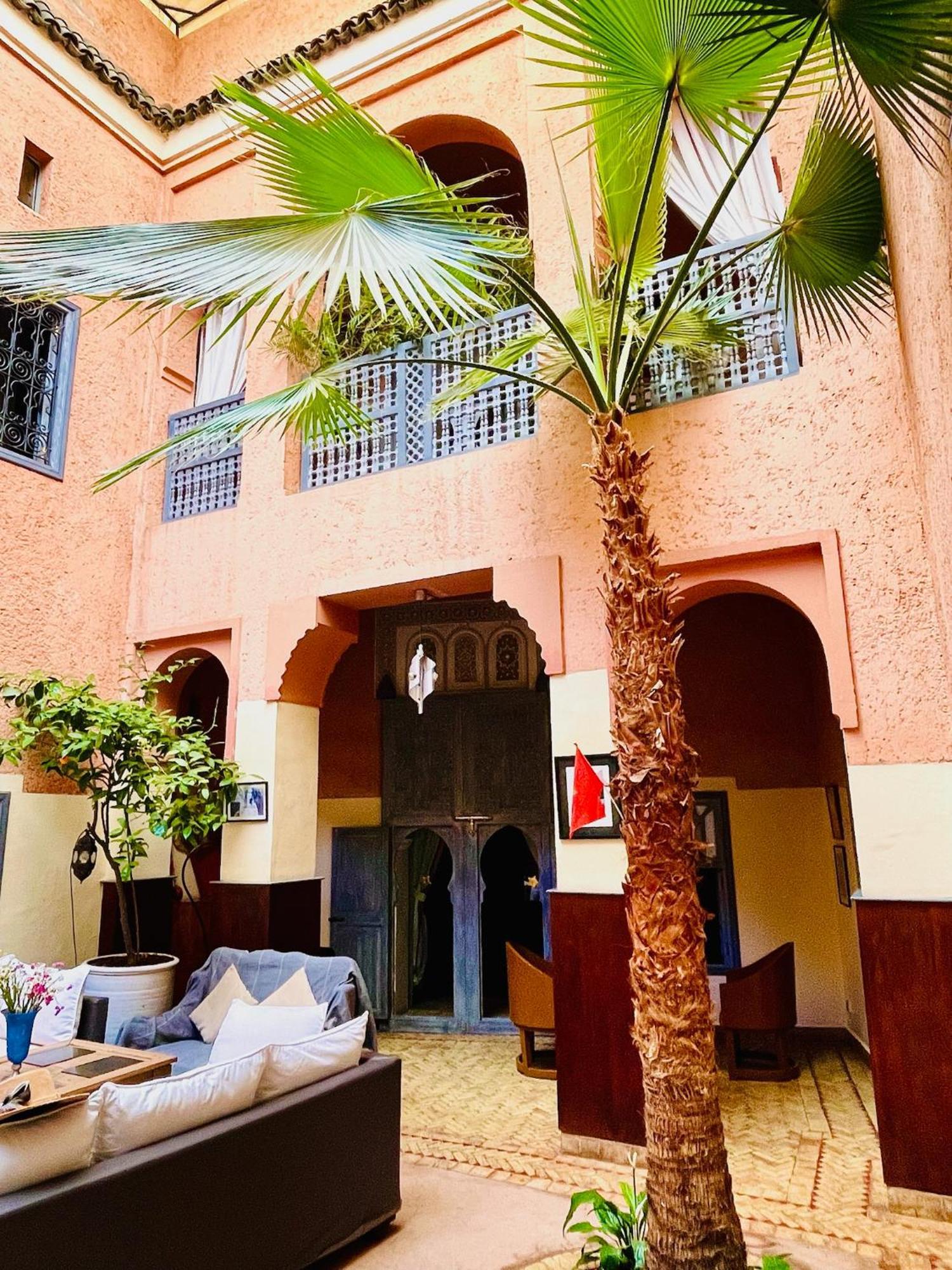 Exclusive And Stylish 4-Bedroom Riad With Plunge Pool Марракеш Экстерьер фото