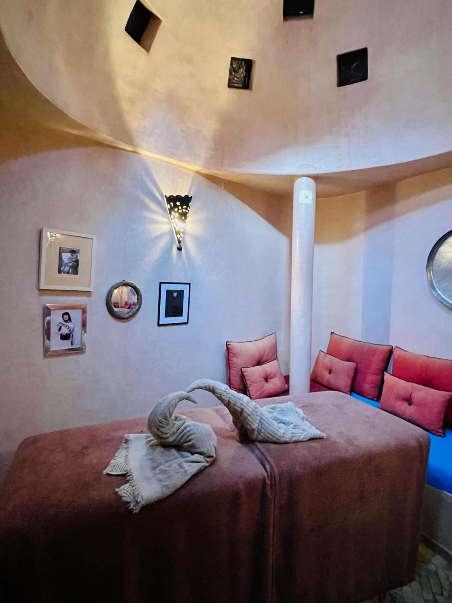Exclusive And Stylish 4-Bedroom Riad With Plunge Pool Марракеш Экстерьер фото