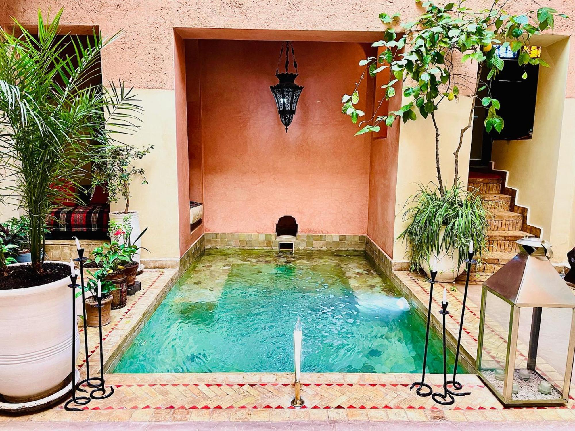 Exclusive And Stylish 4-Bedroom Riad With Plunge Pool Марракеш Экстерьер фото