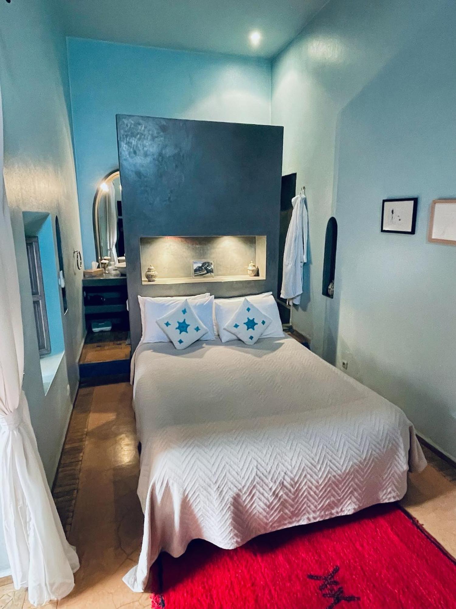 Exclusive And Stylish 4-Bedroom Riad With Plunge Pool Марракеш Экстерьер фото