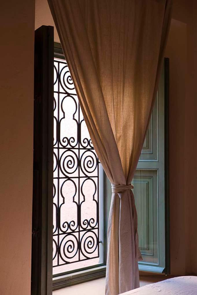 Exclusive And Stylish 4-Bedroom Riad With Plunge Pool Марракеш Экстерьер фото
