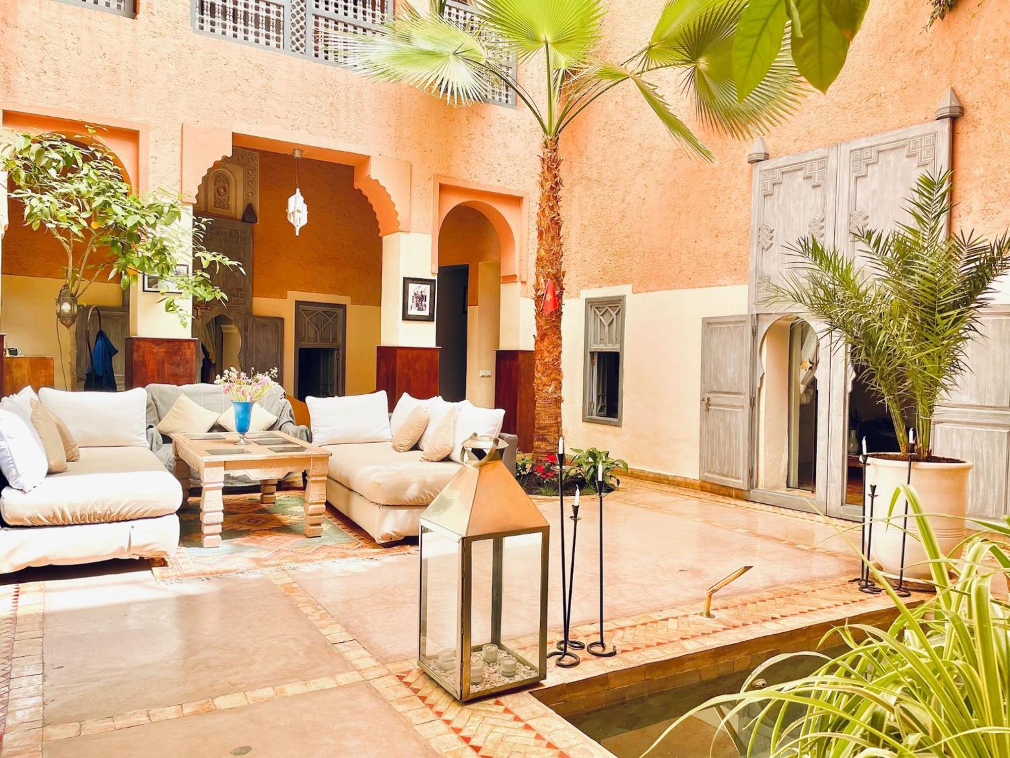 Exclusive And Stylish 4-Bedroom Riad With Plunge Pool Марракеш Экстерьер фото
