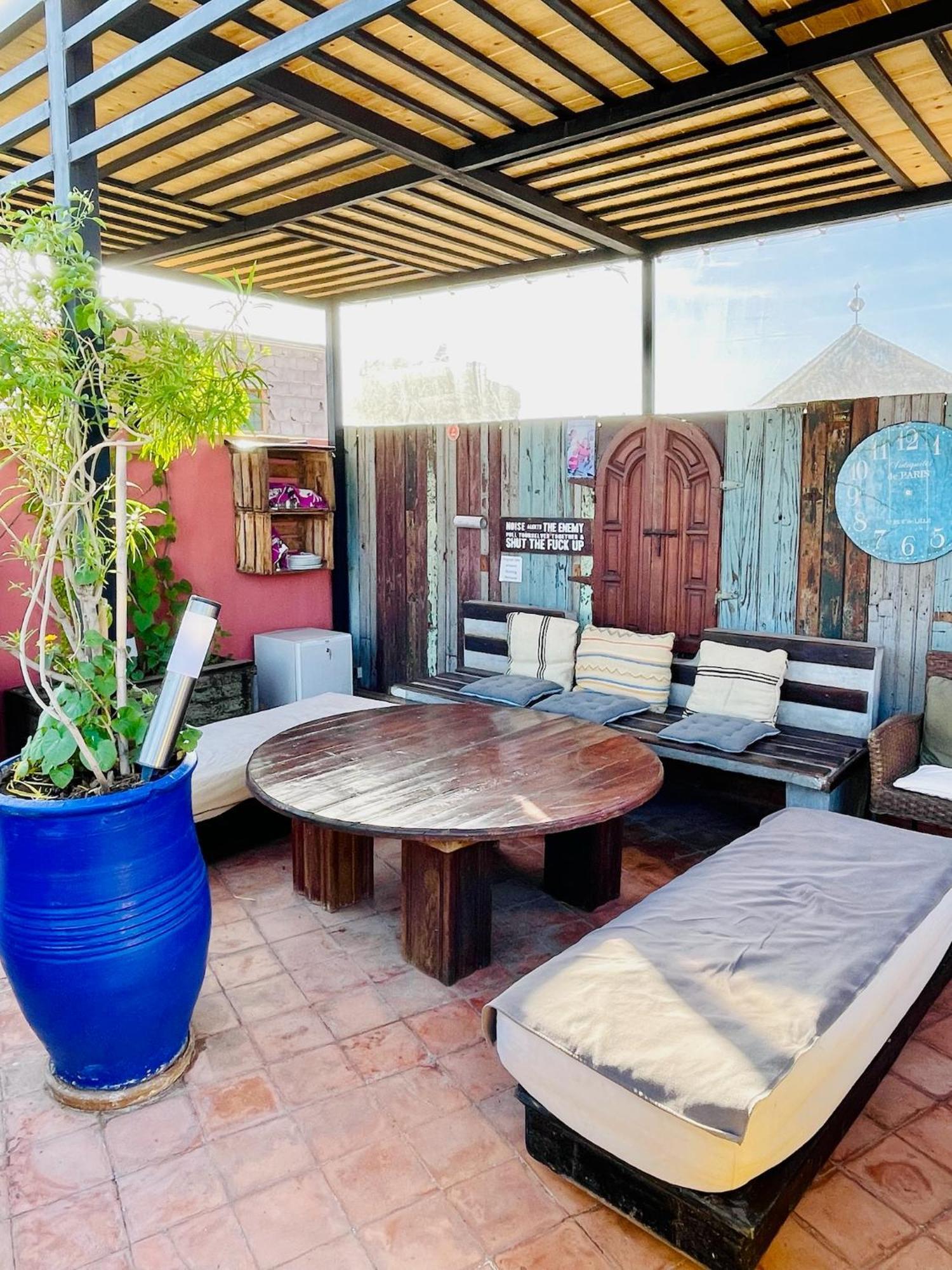 Exclusive And Stylish 4-Bedroom Riad With Plunge Pool Марракеш Экстерьер фото